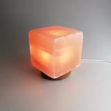 LAMPARA DE SAL TORNEADA CUBO-CILINDRO LUZ DEL HIMALAYA