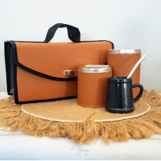 SET MATERO X 4 (MATE + LATAS VERTEDORAS + ESTUCHE RECTANGULAR)