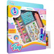 SET DE UÑAS TINY PRESS ON EN CAJA